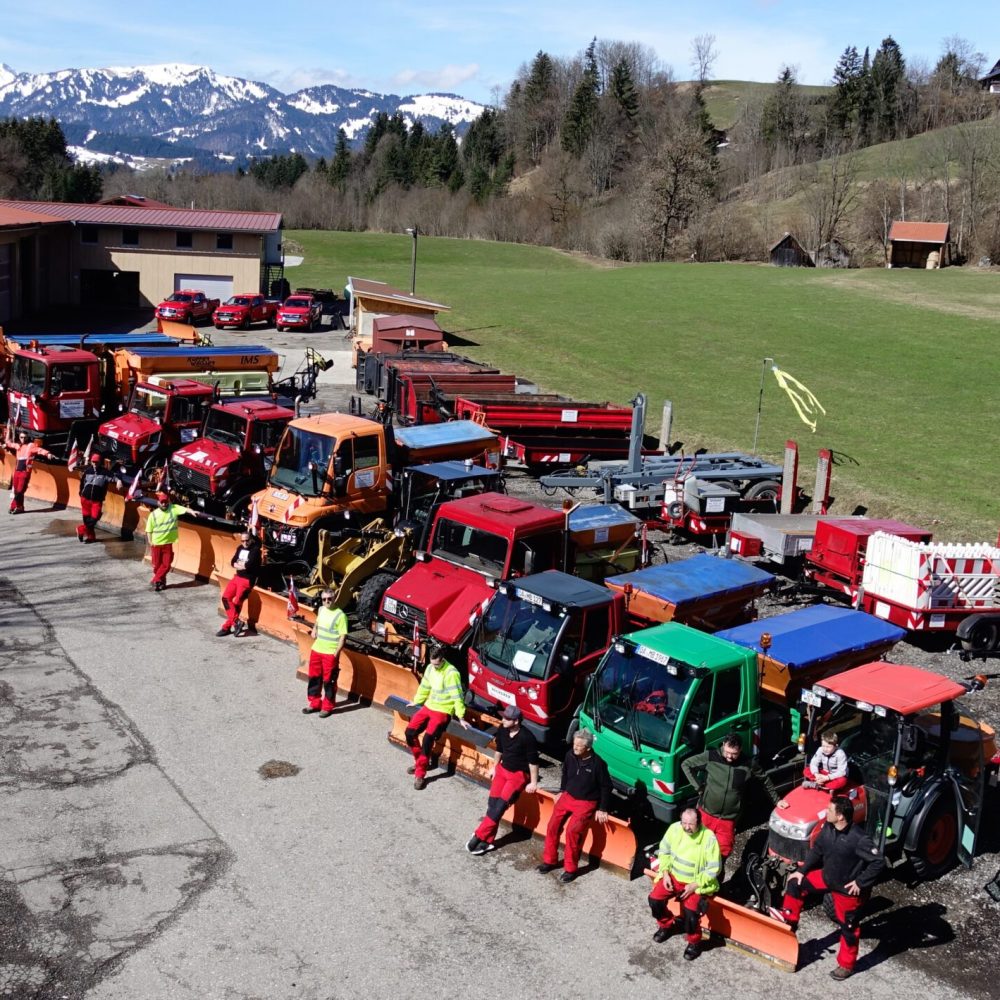 Tiefbau, Erdbewegungen und Transporte Becherer